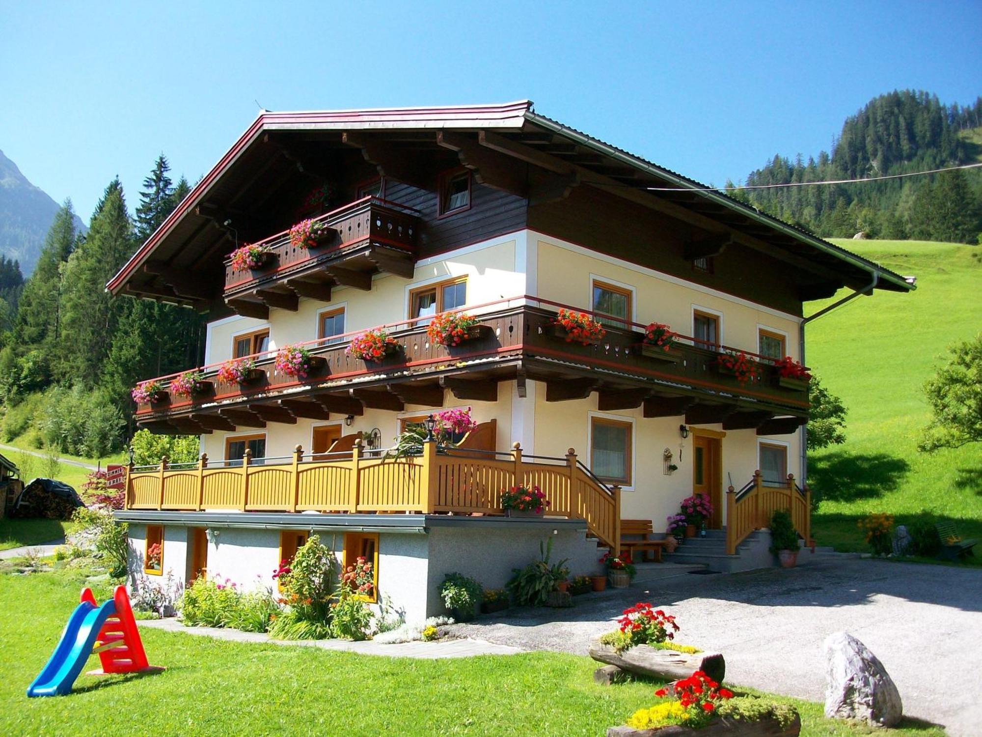 Oberschlassbergbauer Wald im Pinzgau Esterno foto